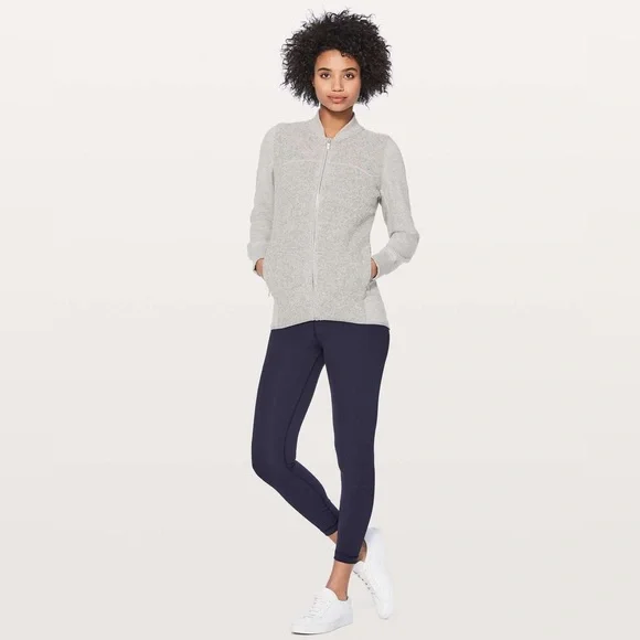 Lululemon Stand Out Sherpa Jacket Heathered Core Light Grey / Silver Drop - Picture 14 of 15